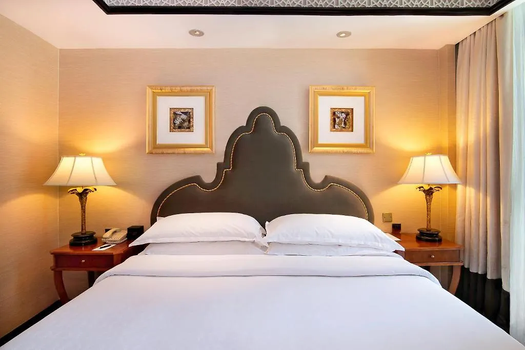 Sheraton Abu Dhabi Hotel & Resort