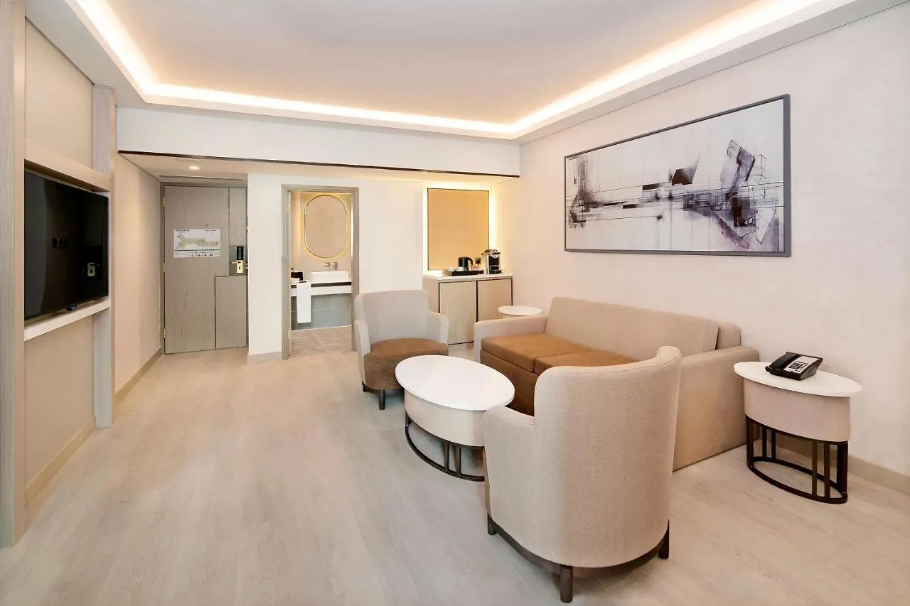 Sheraton Abu Dhabi Hotel & Resort