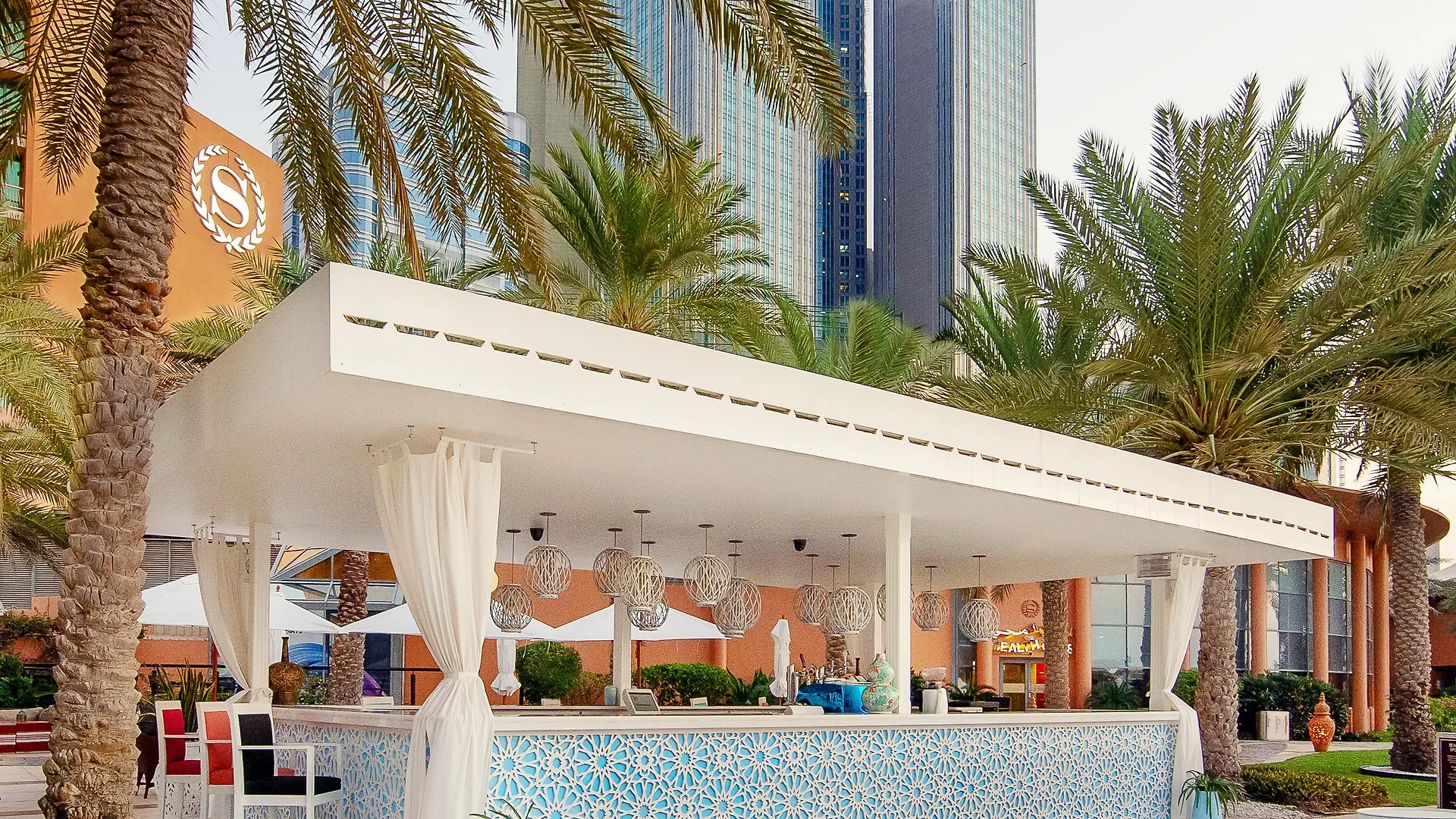 Sheraton Abu Dhabi Hotel & Resort