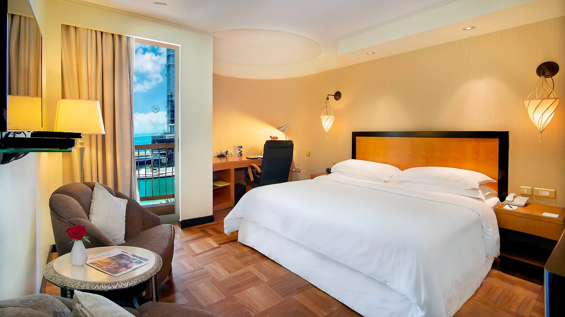 Sheraton Abu Dhabi Hotel & Resort