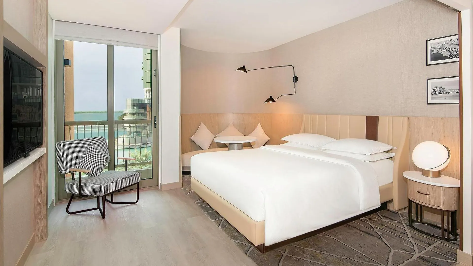 Sheraton Abu Dhabi Hotel & Resort