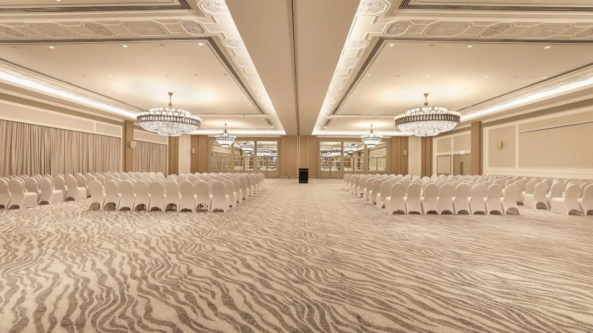 Sheraton Abu Dhabi Hotel & Resort